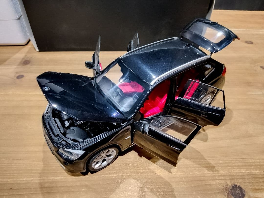 1/18 京商　 X1 xDrive28i ミニカー　サファイアブラック