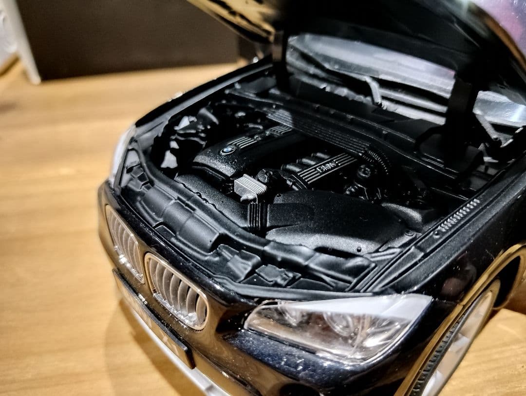 1/18 京商　 X1 xDrive28i ミニカー　サファイアブラック
