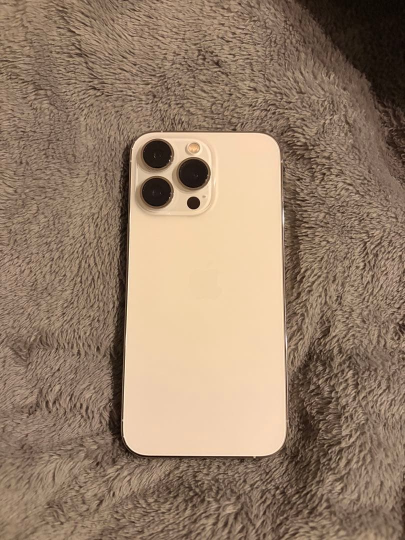 Apple iPhone 13pro ホワイト 本体