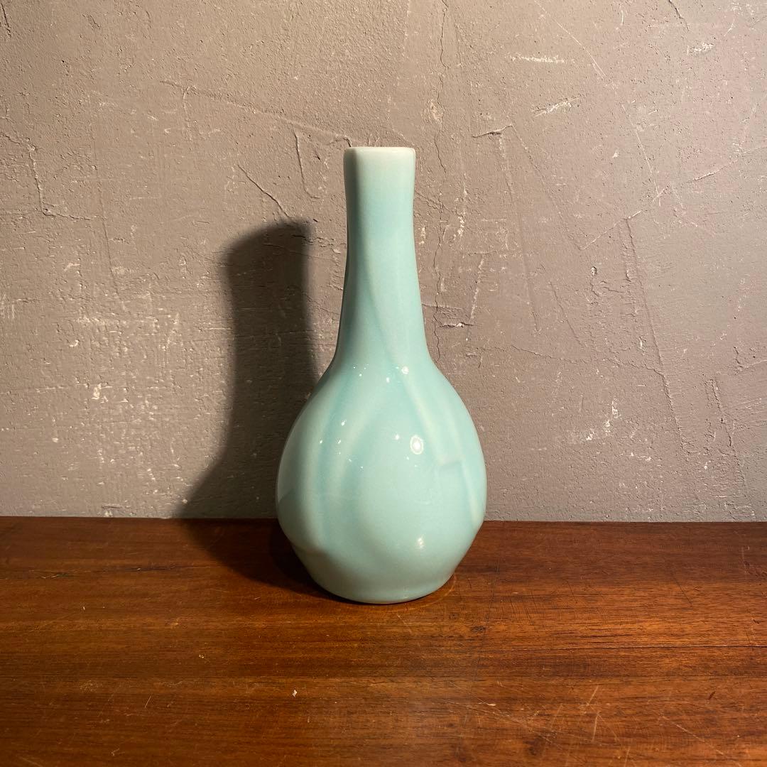 小笠原長春作 青磁花瓶 伊万里焼 鍋島 在銘 花入 共箱 骨董品 稀少