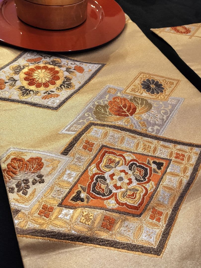kikiA642★高級‼️豪華刺繍‼️袋帯正絹テーブルランナー2m20cm