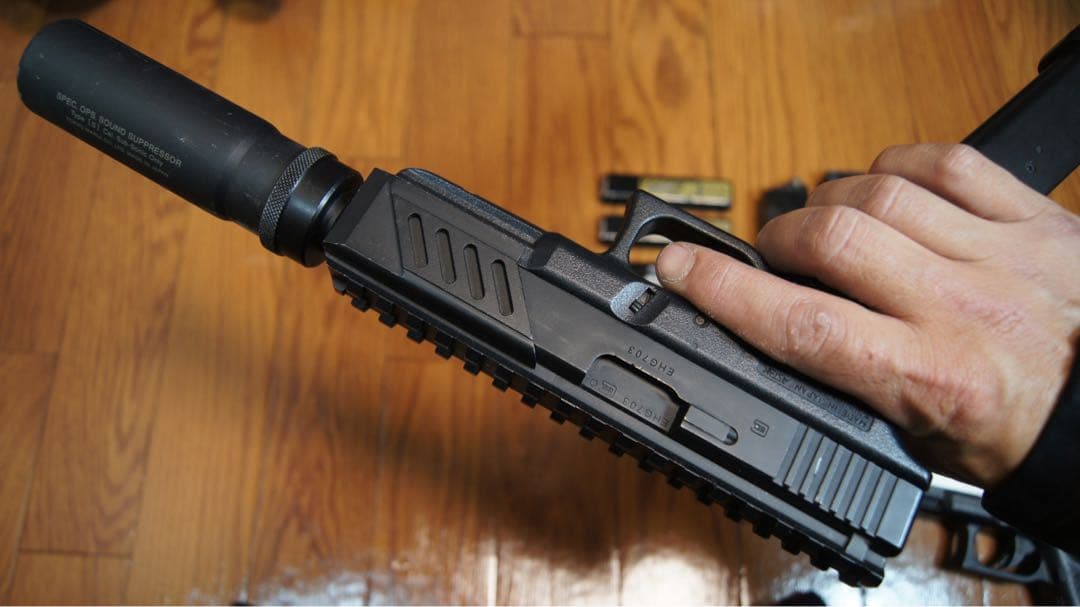 東京マルイ グロック18C G18C 電動ハンドガン