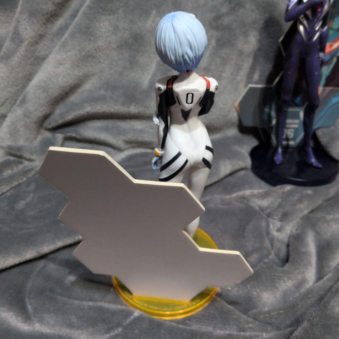 1番くじ　エヴァ　パイロット集結中　シンジ　レイ　アスカ　カヲル　マリ セット