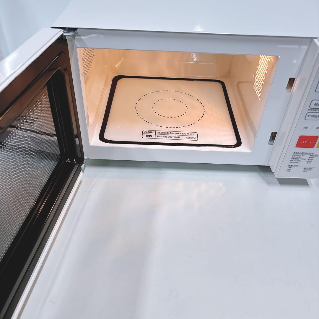 ⑨2025年製 700W簡単シンプル ELSONICフラット電子レンジ