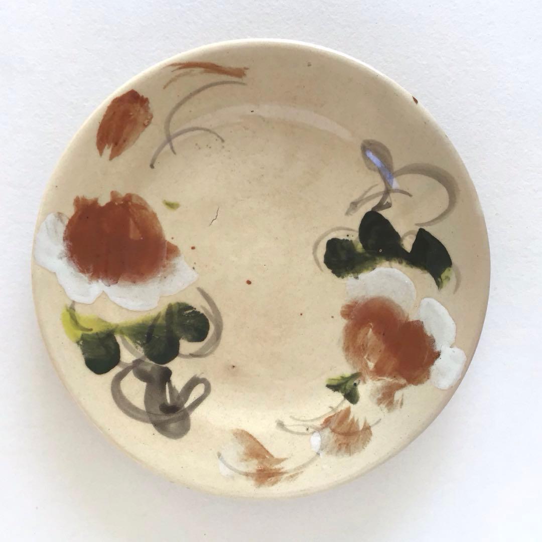 ヴィンテージ　ソンベ焼　ベトナムの丸皿　直径21.5cm ２枚セット