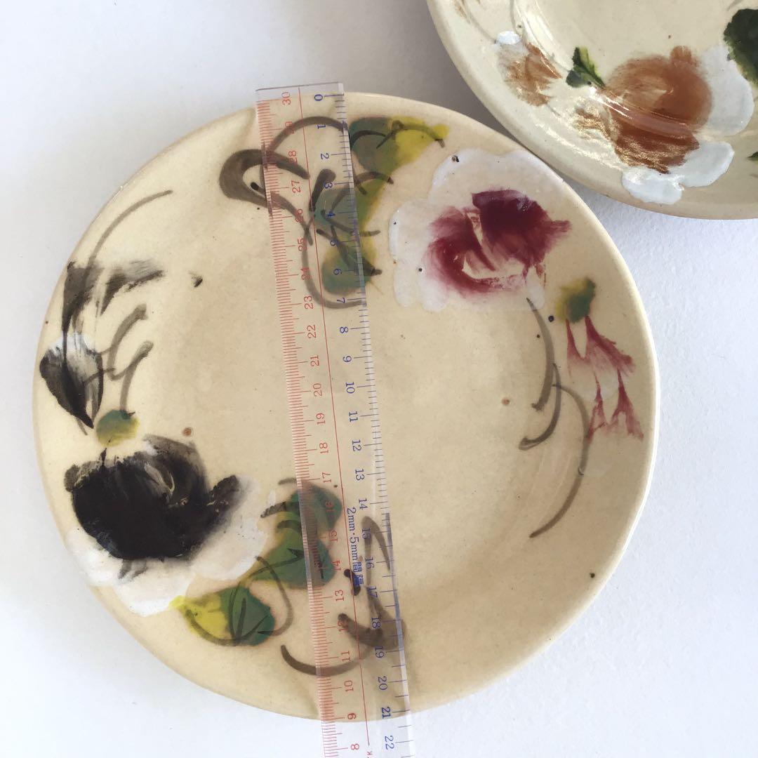 ヴィンテージ　ソンベ焼　ベトナムの丸皿　直径21.5cm ２枚セット