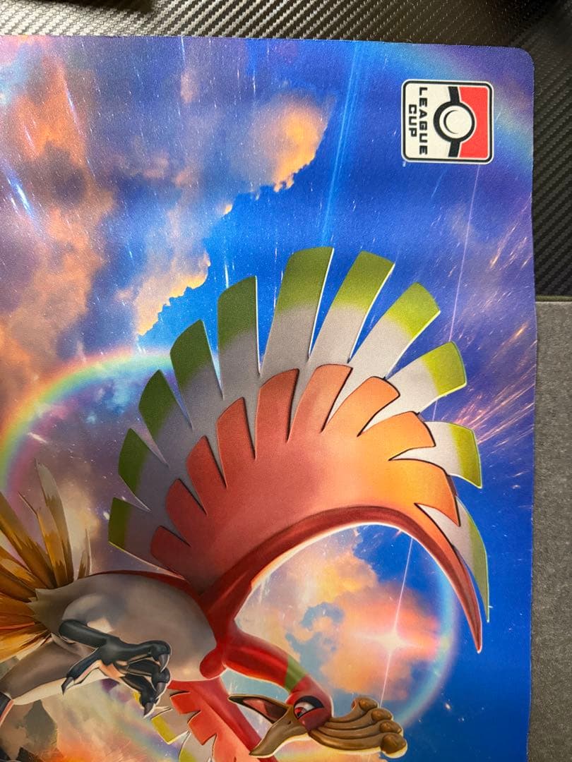 【海外限定/公式】ポケモンカード　プレイマット　ホウオウ