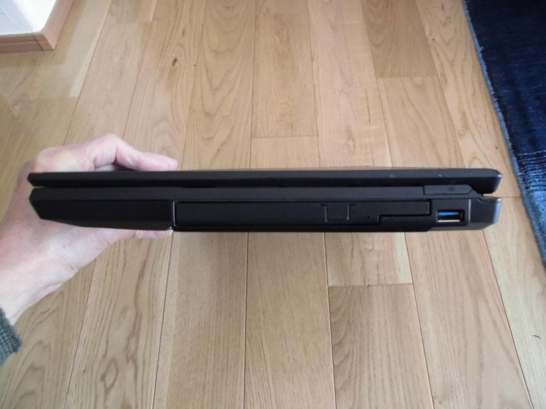 富士通 15.6\" LIFEBOOK A577S CPU i5 第7世代