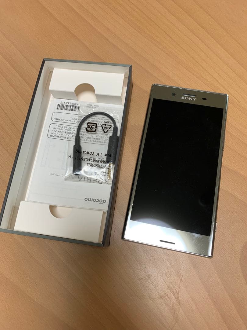 Sony Xperia XZ Premium SO-04J 本体