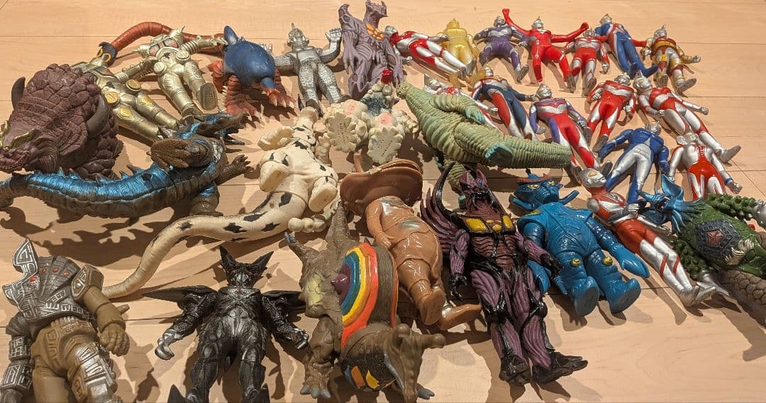 【貴重品】ウルトラマン 怪獣 ソフビセット 32体