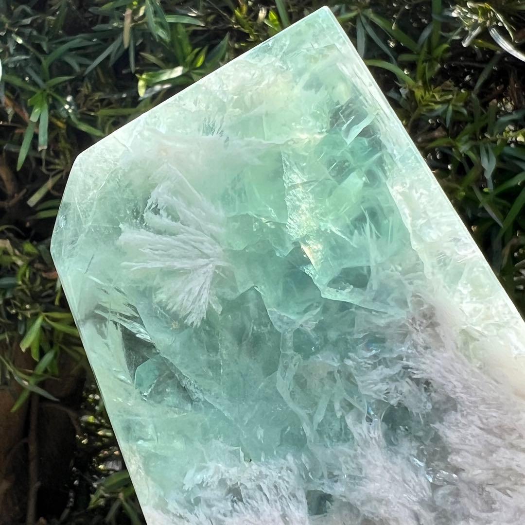 ✳️密集した神秘的な美麗フェザーと透明度✨エンジェルフェザー フローライト 天然石