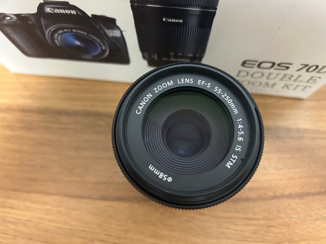 キャノン【Canon】EOS70D ダブルズームキット➕パンケーキレンズのセット