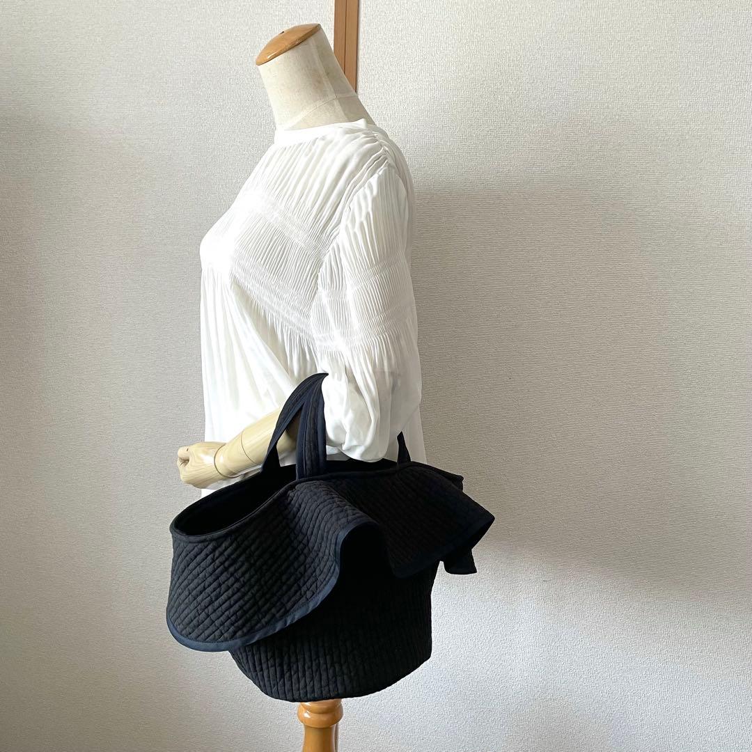 フレアフリル付き丸底マルシェバッグ　ヌビバッグ　ブラック　ハンドメイド