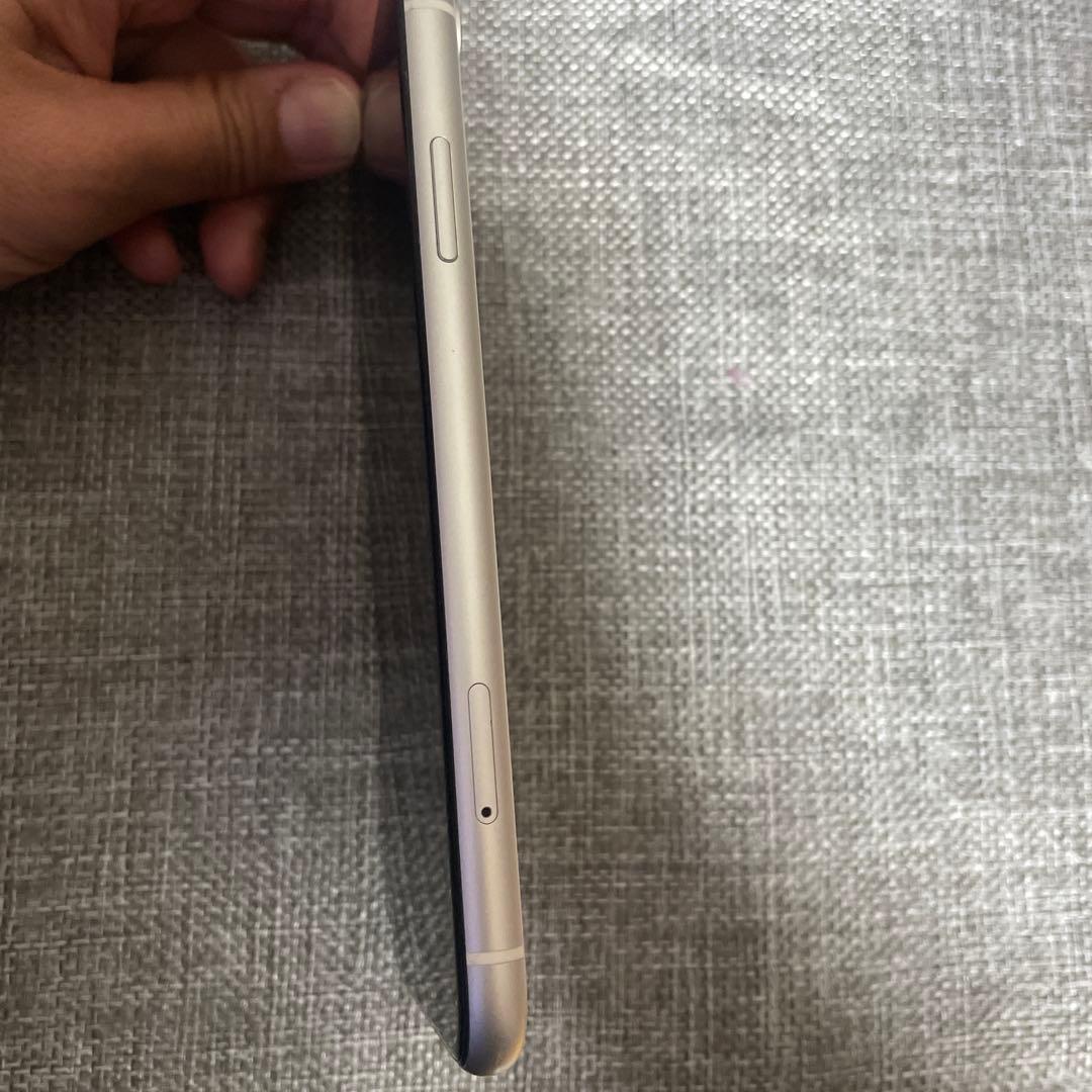 Apple iPhone X R ホワイト本体