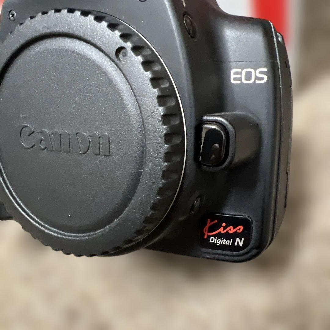 Canon EOS Kiss Digital N デジタル一眼レフ