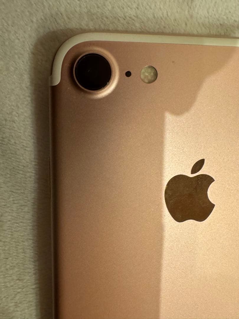 スマートフォン本体 iPhone7 128GB