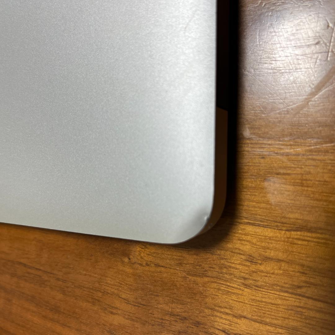 MacBook Air 2015 13インチ 充電回数63回　バッテリー良好