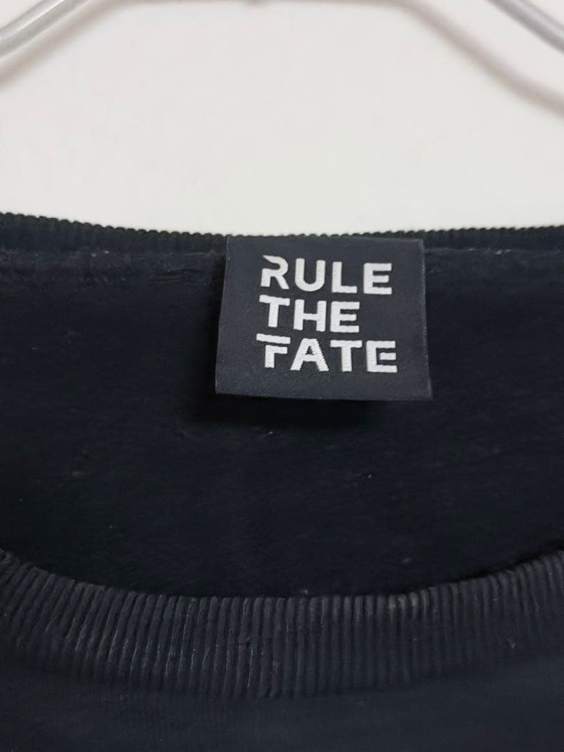 RULE THE FATE ブラックスウェット トレーナー