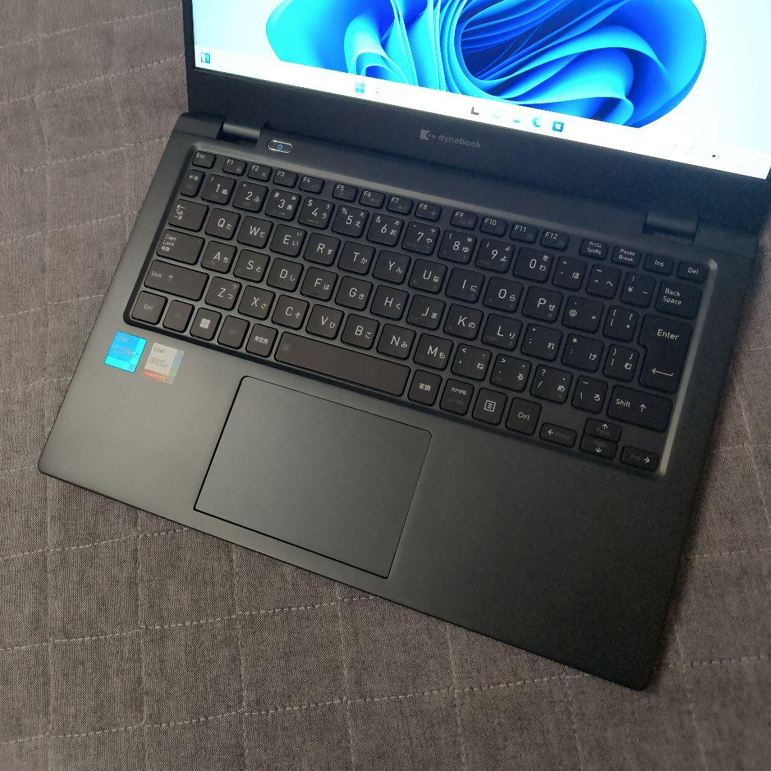 超美品 Dynabook 超軽量 驚速 12世代i5 16GB 1TB 37