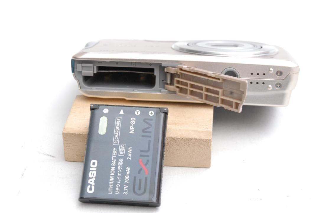 CASIO EXILIM EX-Z270 (良品）