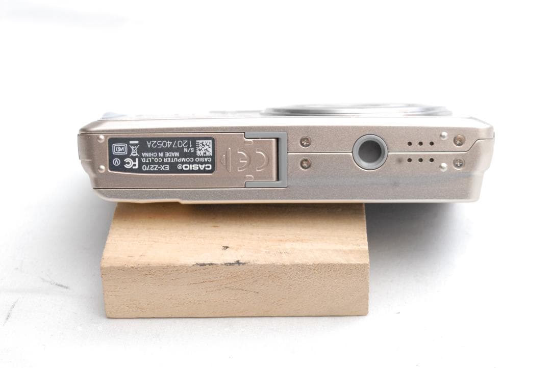 CASIO EXILIM EX-Z270 (良品）
