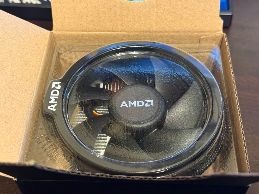 AMD Ryzen 5 5600X CPU リテールクーラー付