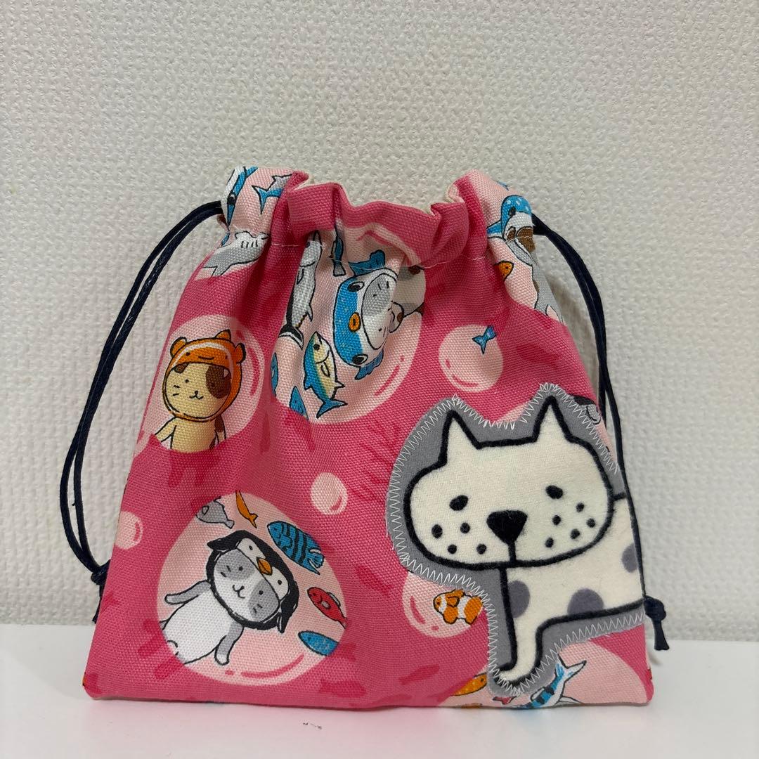 感謝価格　SALE ペンポーチ　小物入れ　猫柄　ハンドメイド　20cmファスナー