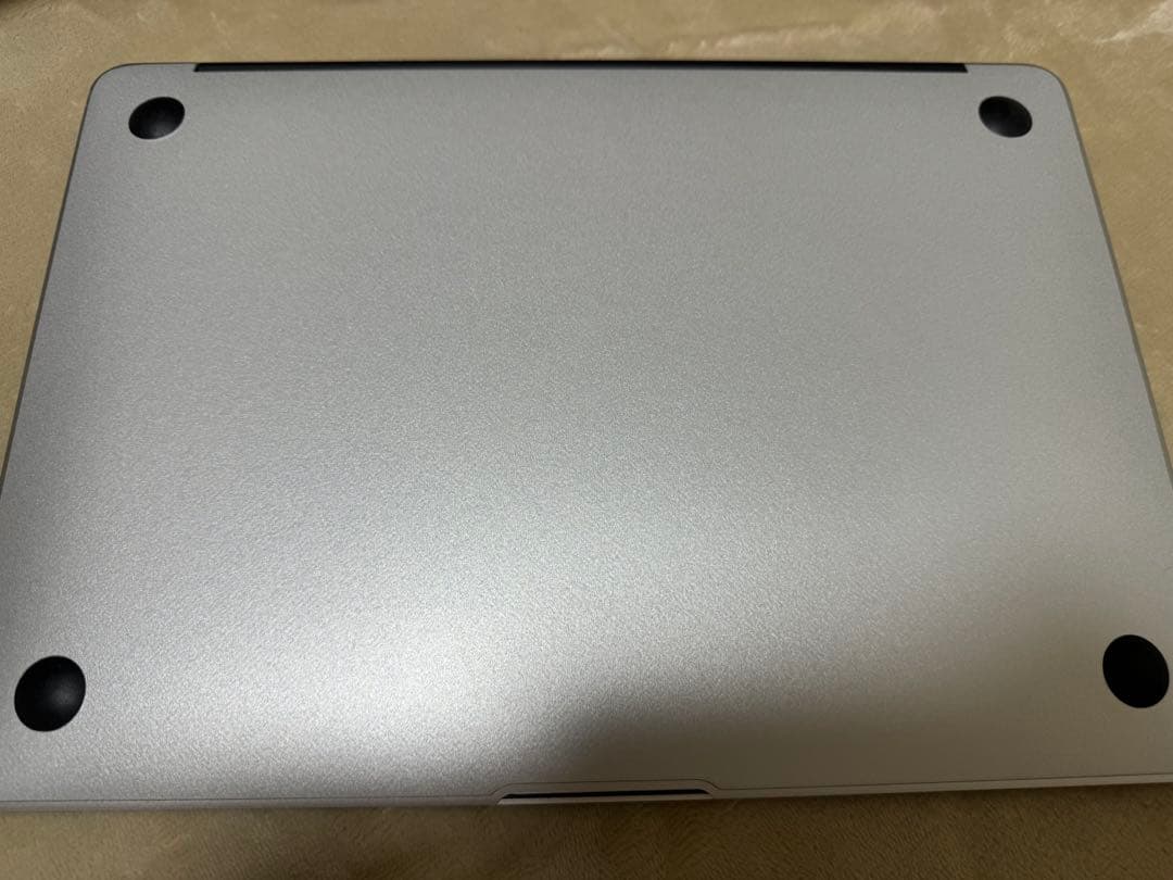 MacBook air 13インチ　シルバー