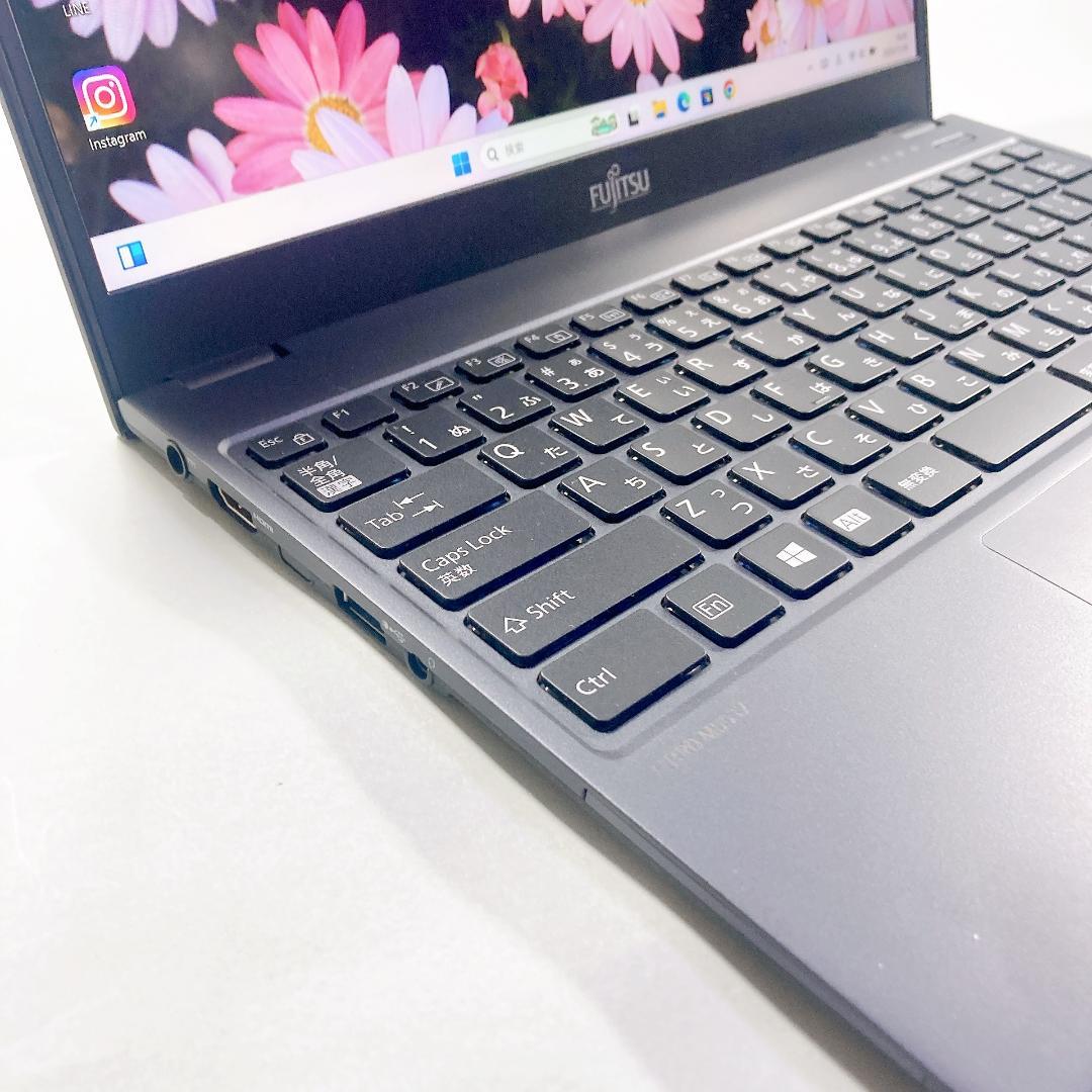 w132✨美品 /超軽量/Wi-Fi/爆速SSD/Office付✨ノートパソコン