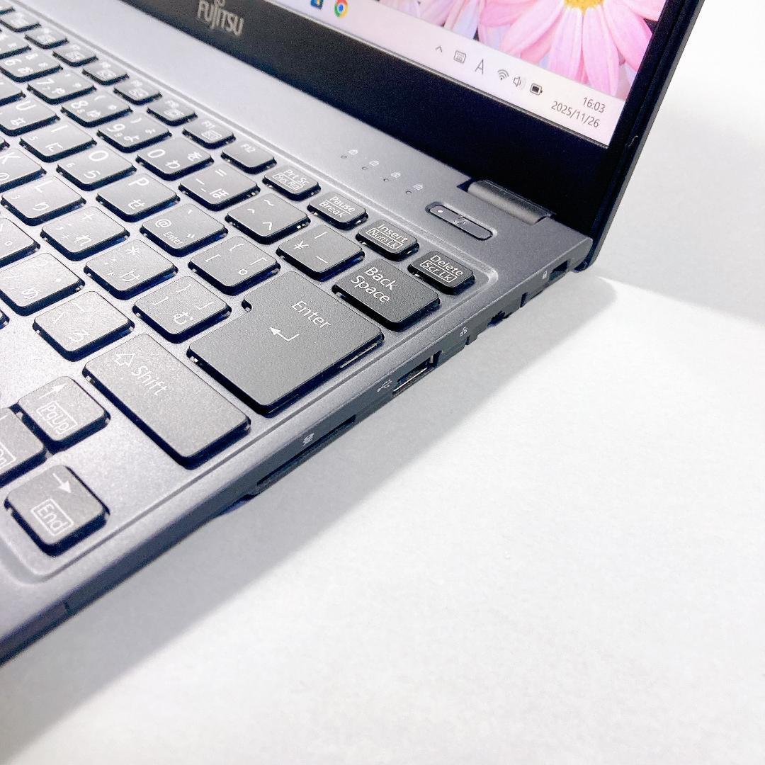 w132✨美品 /超軽量/Wi-Fi/爆速SSD/Office付✨ノートパソコン