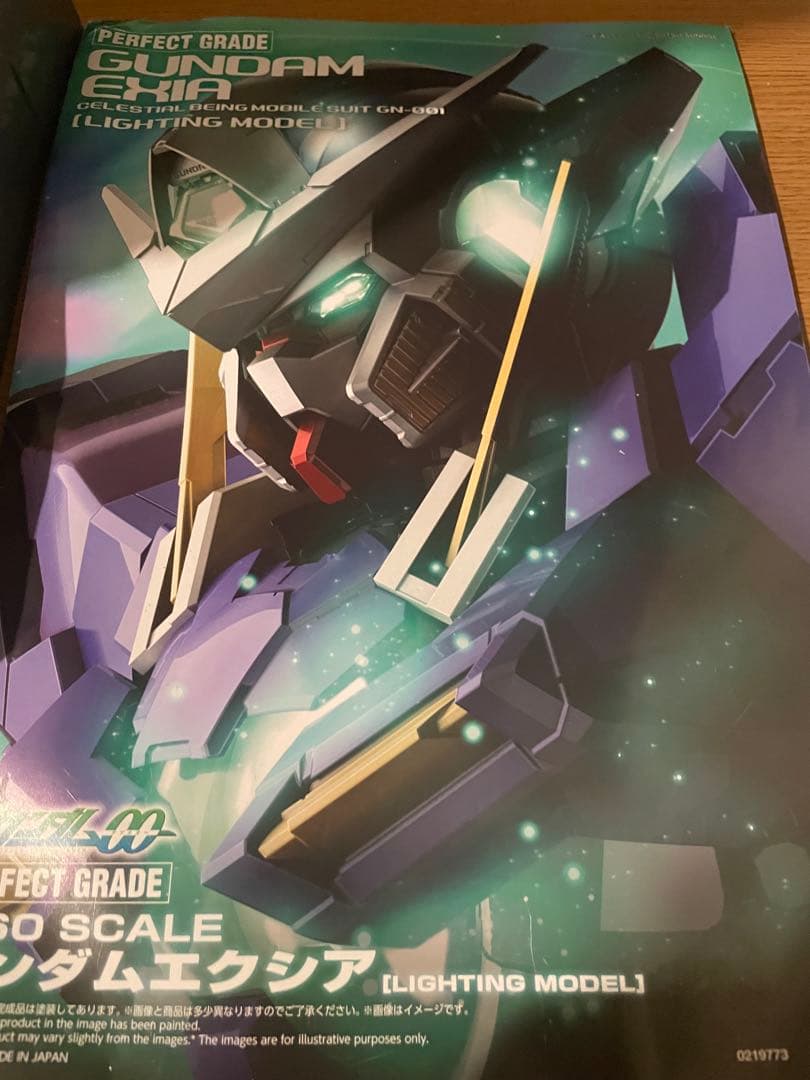 PG 1/60 エクシア　LEDユニット付き　ガンプラ　パーフェクトグレード