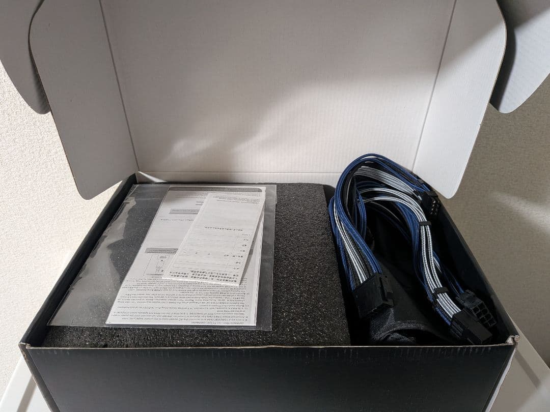 電源ユニット thermaltake Toughpower GF1 ARGB 750W