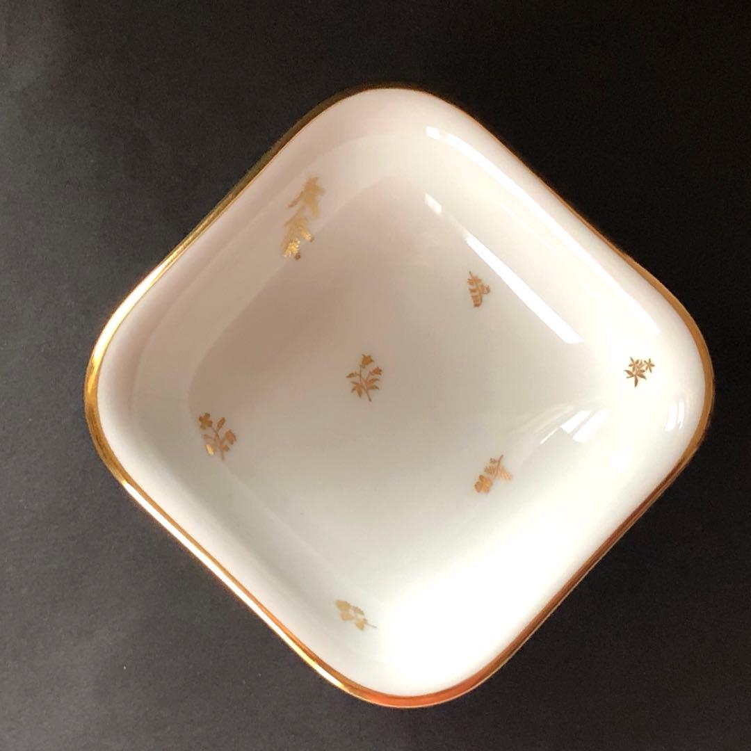 セーブル角形ディッシュ☆白磁金彩☆24K金彩小花紋様☆仏ヴィンテージ未使用