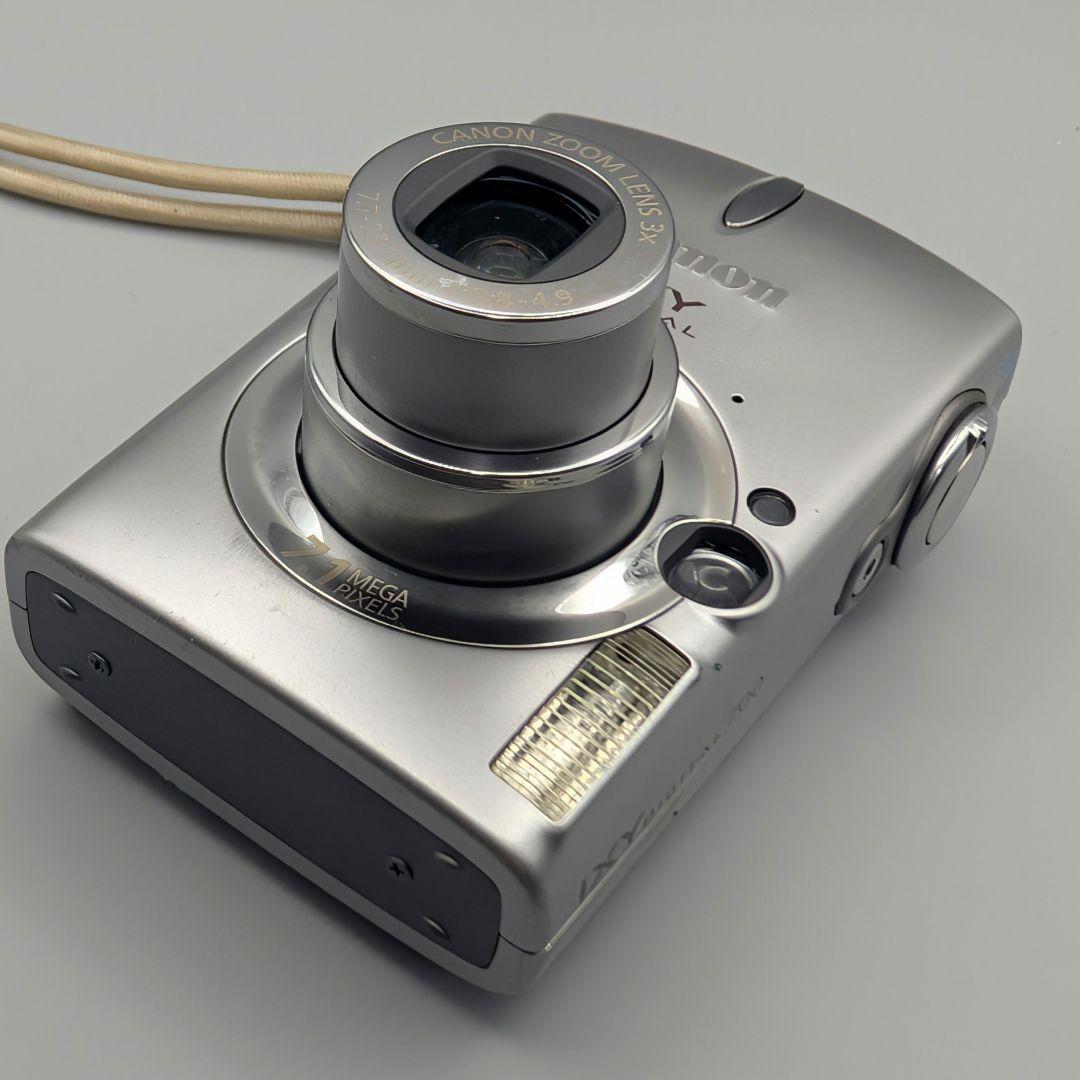 ジャンクCanon IXY DIGITAL 700シルバー レンズ不良 充電器付