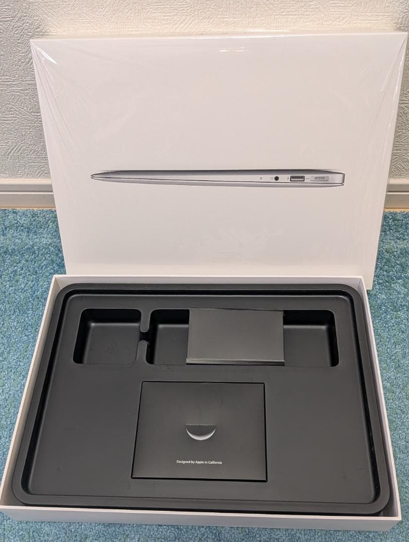 MacBook Air ( Mid 2012, Core i7)13インチ
