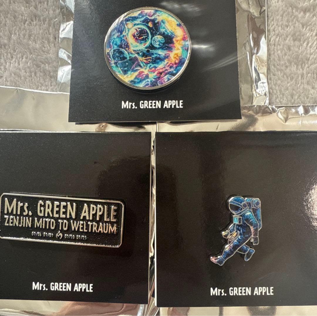 断捨離中みプロフは一読にて願います様 ピンパッジ、ワッペンおまとめ