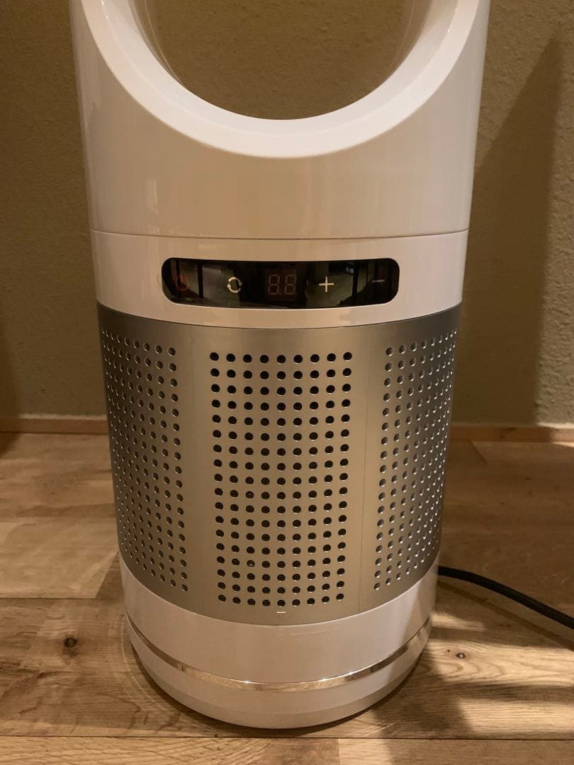 タワーファン　冷暖風機　サーキュレーター　ファンヒーター　扇風機