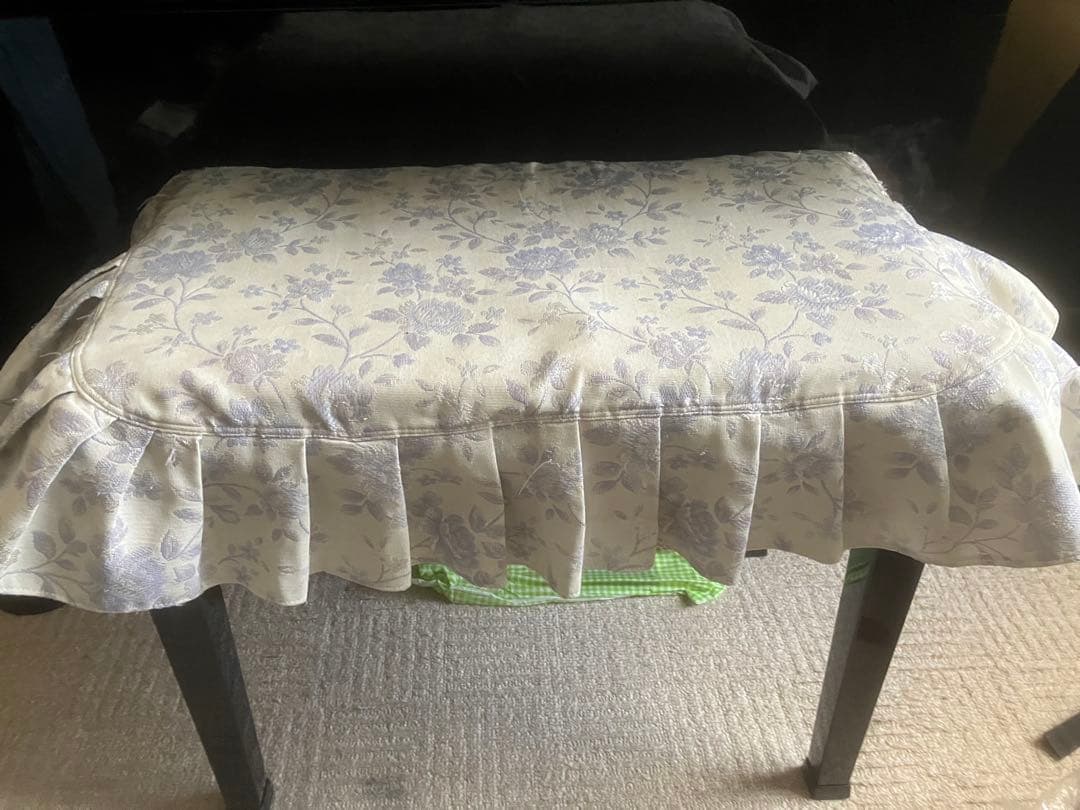 KAWAI アップライトピアノ 黒 椅子付き