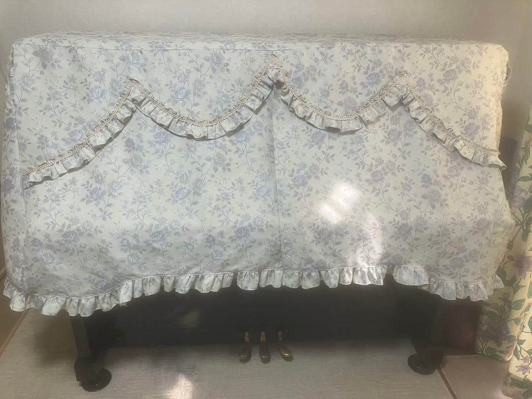 KAWAI アップライトピアノ 黒 椅子付き