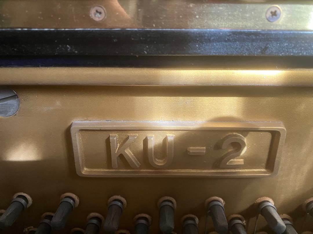 KAWAI アップライトピアノ 黒 椅子付き