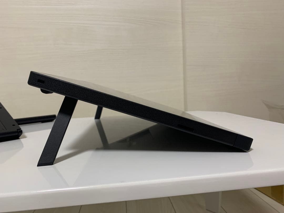 Wacom Cintiq 16 液タブ2025年末モデル DTK168K4C