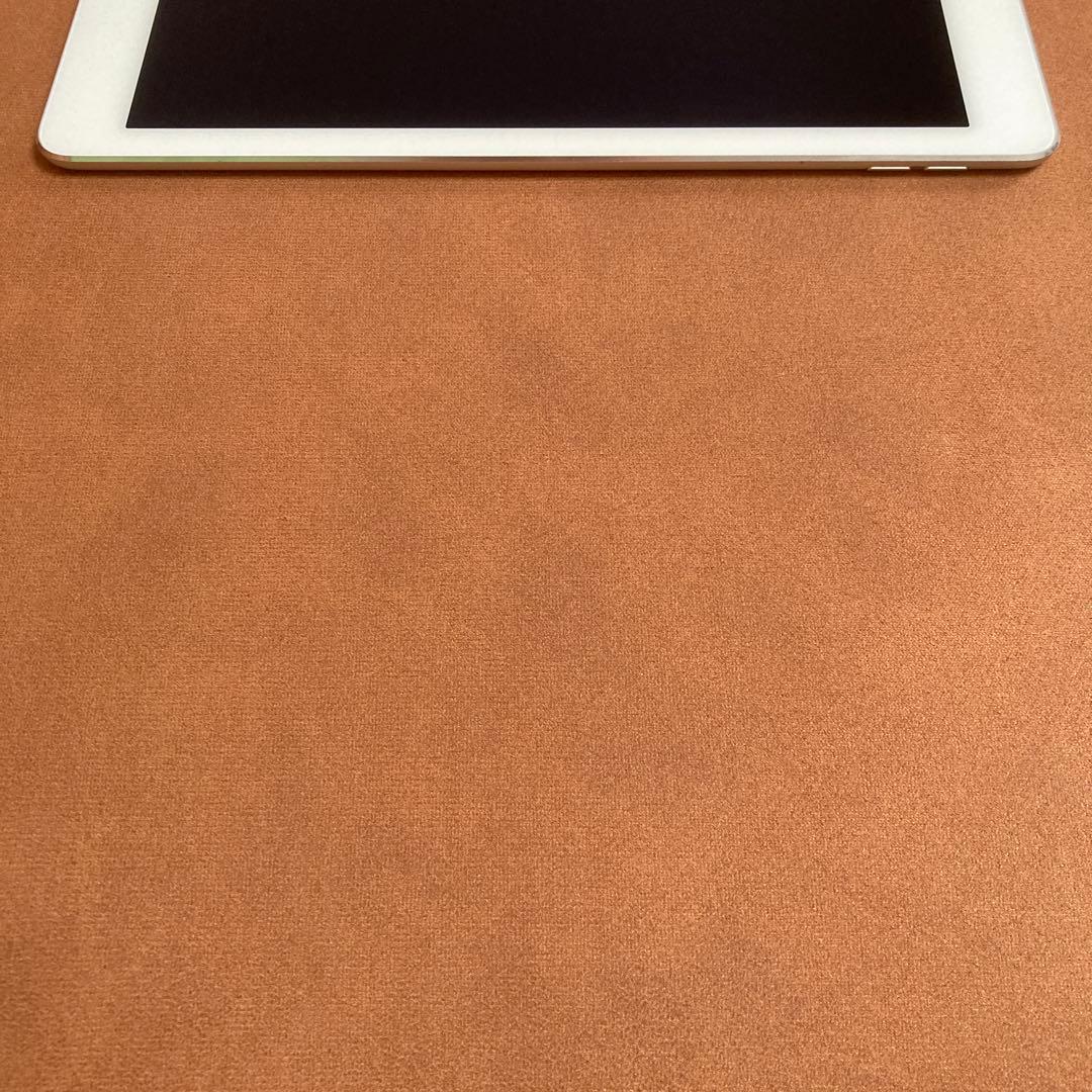956 電池ほぼ新品☆iPad Air2 第2世代 16GB WIFIモデル☆