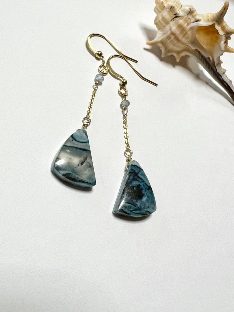 激レア　オパライズドウッド　ナチュラル　ブルージルコン　14kgf ピアス