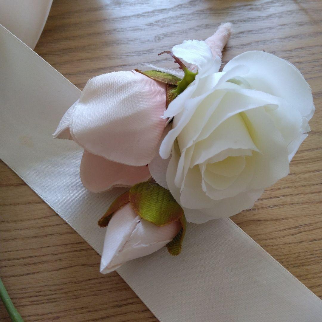 美品胡蝶蘭アンスリウムブーケブートニア　アーティフィシャルフラワー髪飾り　結婚式