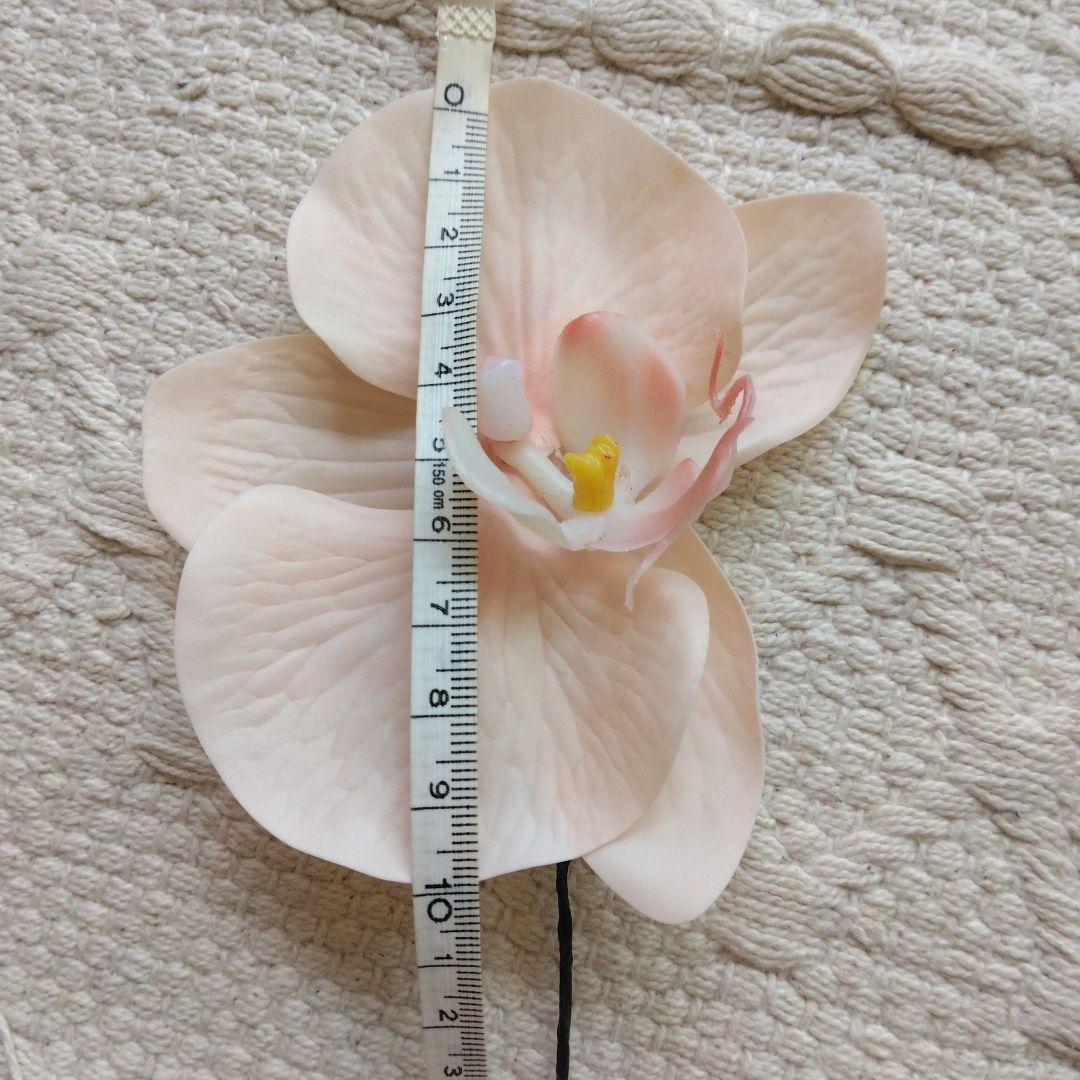 美品胡蝶蘭アンスリウムブーケブートニア　アーティフィシャルフラワー髪飾り　結婚式