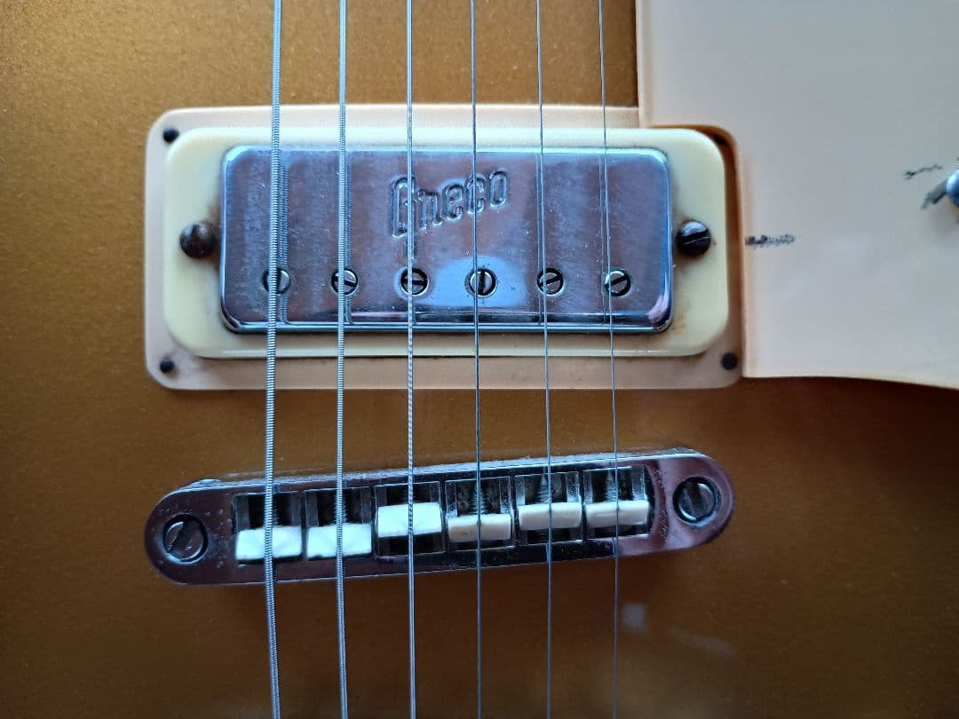 Greco EG-550GS レスポールデラックスタイプ ゴールドトップミニハム