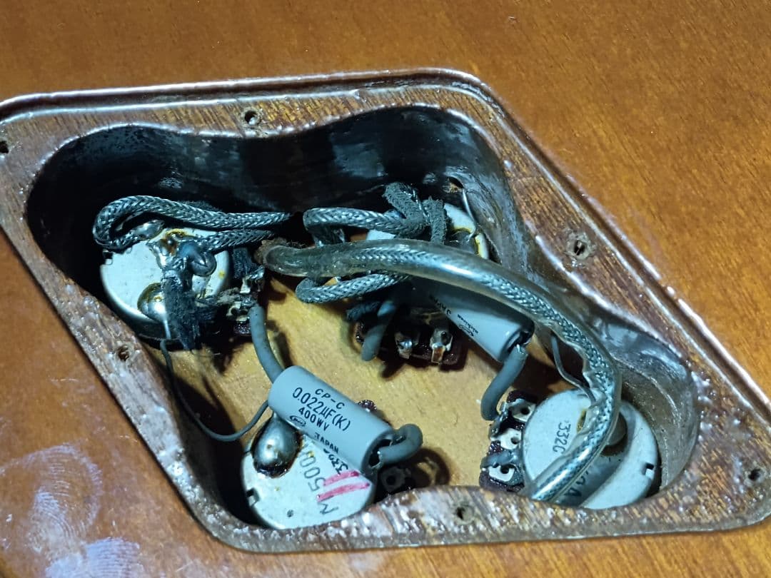 Greco EG-550GS レスポールデラックスタイプ ゴールドトップミニハム