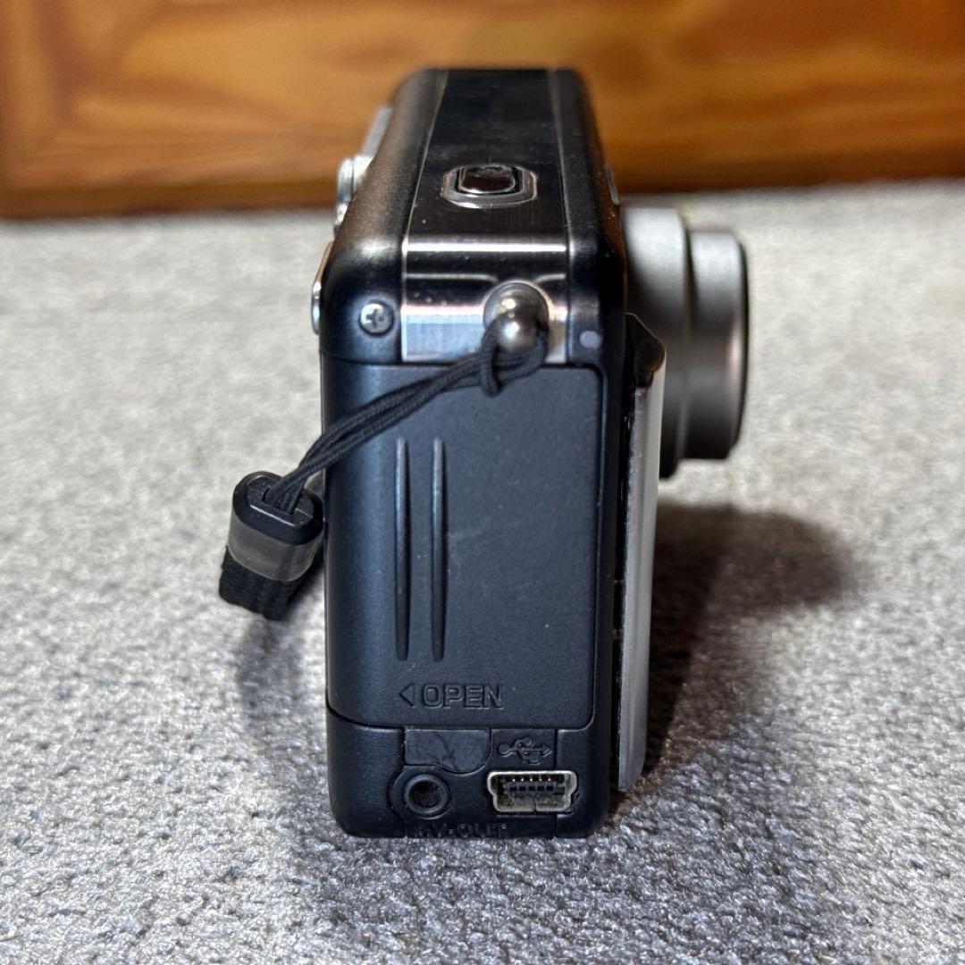 ☆動作OK RICOH R1v オールドコンデジ 乾電池OK