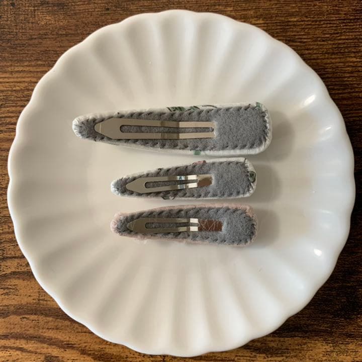 【74】リバティプリント使用　ハンドメイド　パッチンピン　ヘアピン　3個セット