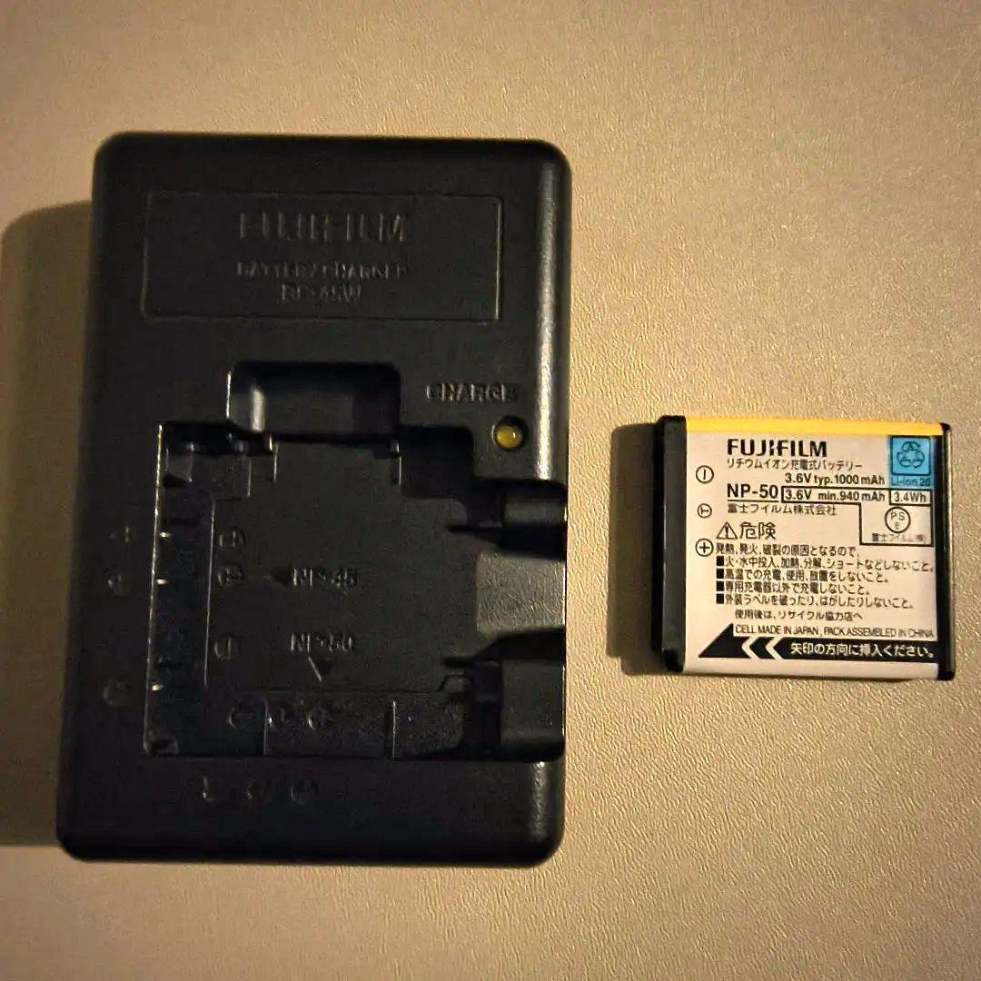 【極美品】FUJIFILM FINEPIX REAL 3D W3